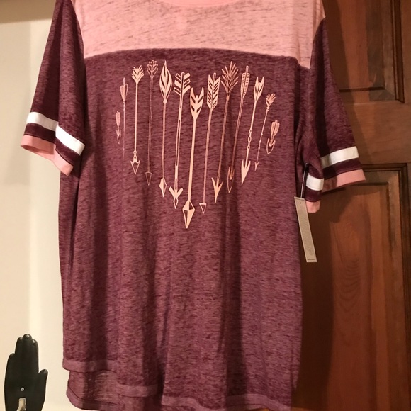 No Boundaries Tops - Women’s tee shirt